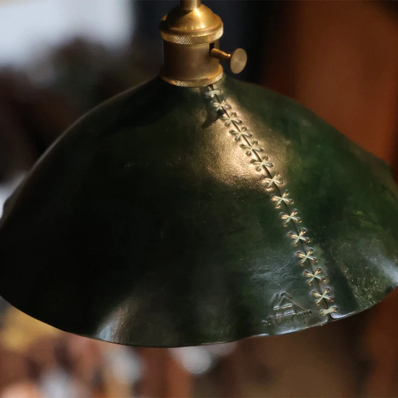 Leather shade profile detail