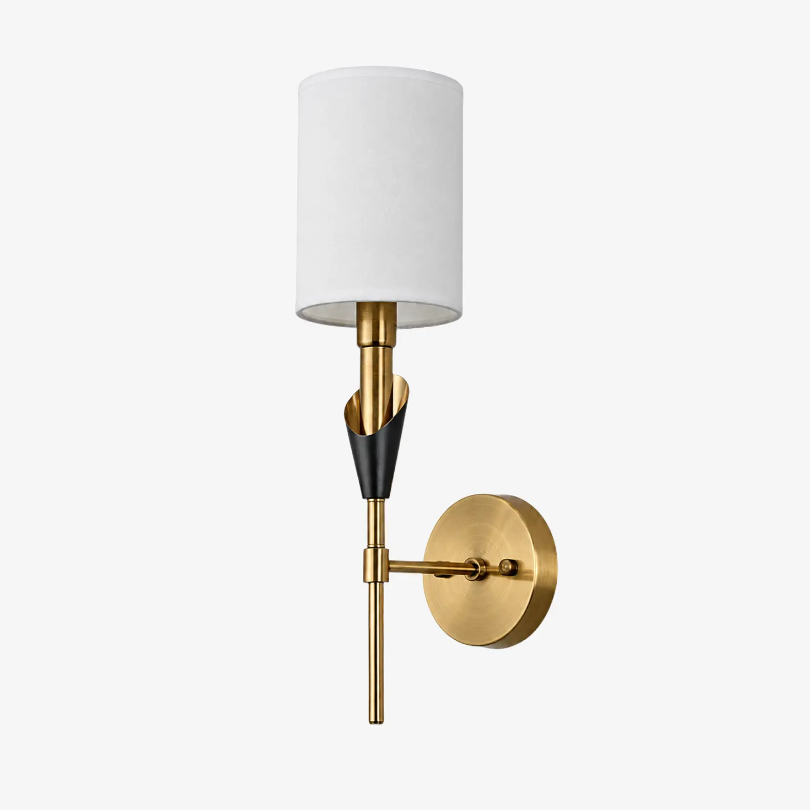 Antique brass single-head wall lamp with fabric shade